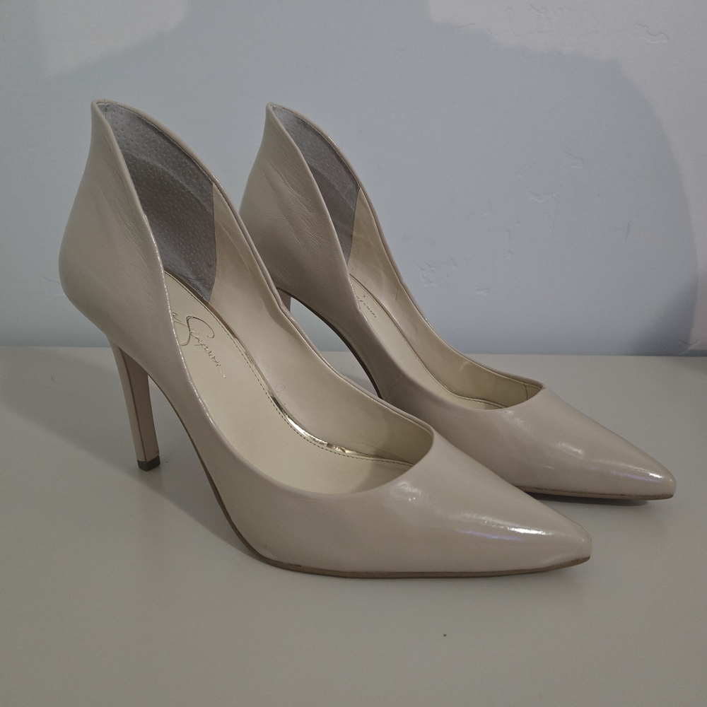 Jessica Simpson Cambredge Pump - Sand